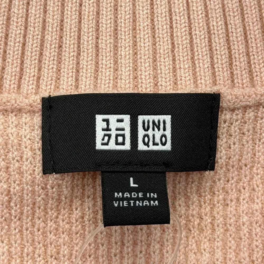 NWOT Uniqlo Sweater Mens L V-Neck Waffle Knit Long Sleeve Pullover Casual